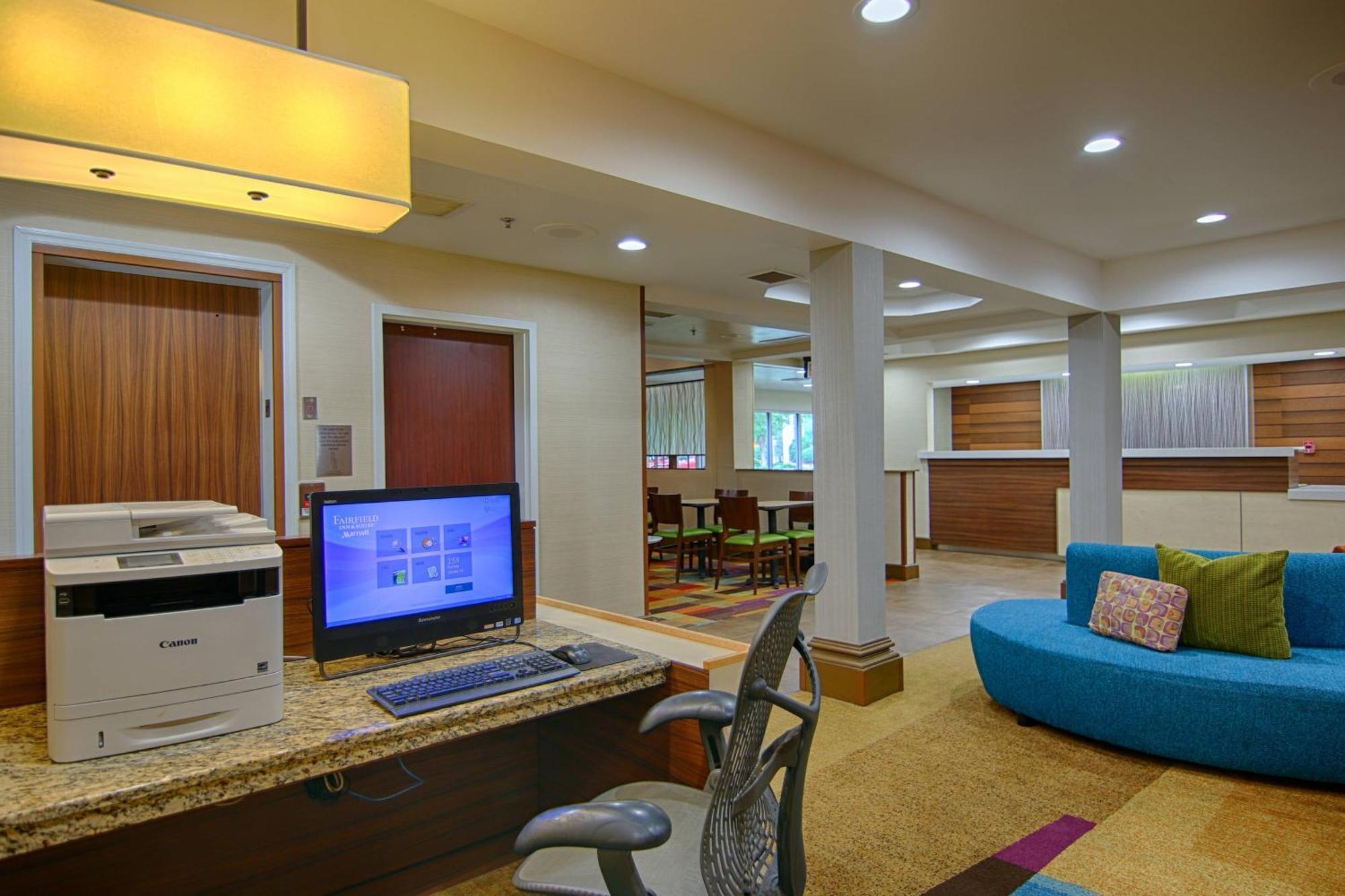 Fairfield Inn & Suites Jacksonville Airport Екстериор снимка