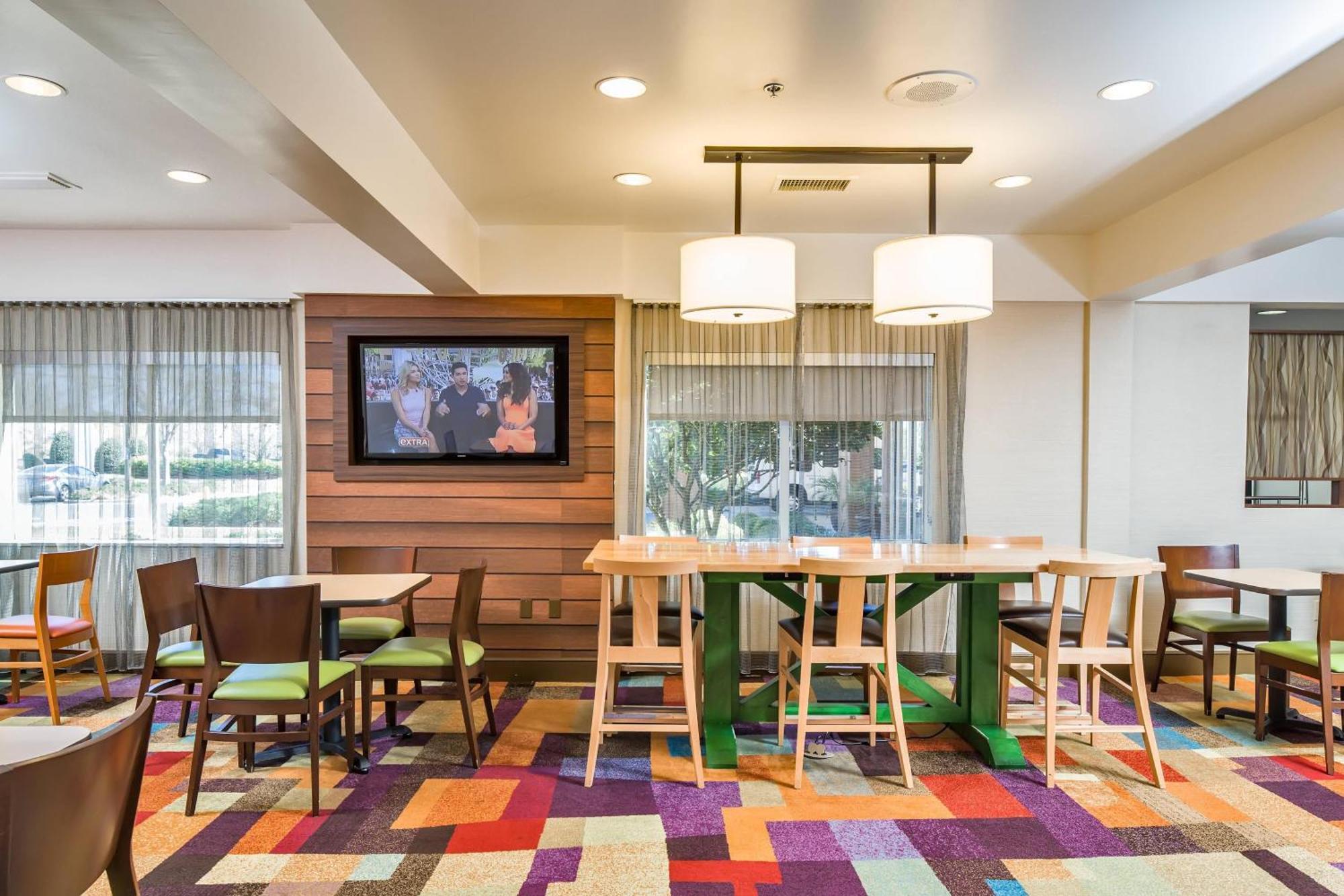 Fairfield Inn & Suites Jacksonville Airport Екстериор снимка