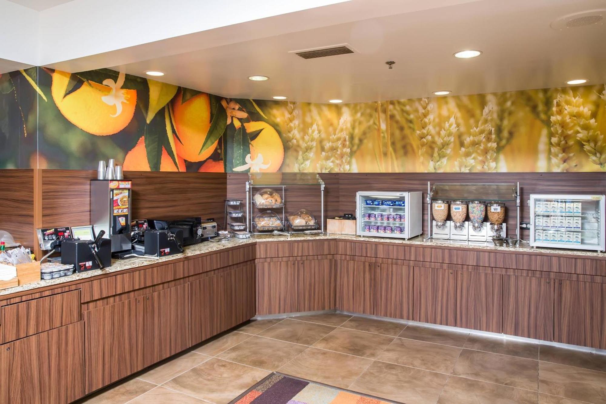 Fairfield Inn & Suites Jacksonville Airport Екстериор снимка